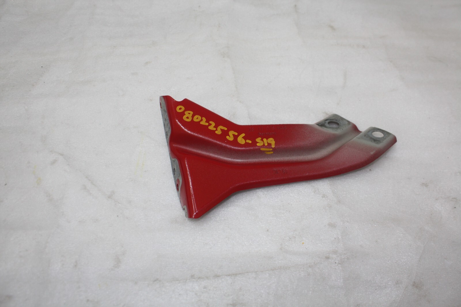 Audi A1 S Line Right Lower Wing Support Bracket 2011 TO 2018 8X0821136A Genuine