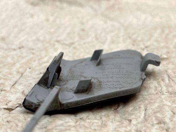 Audi A3 8Y S Line Rear Bumper Tow Hook Eye Cover Cap 20 24 8Y4807441A Genuine 178525224090 8