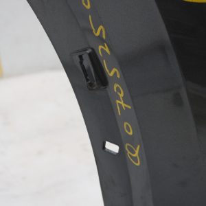 Audi Q2 S Line Front Bumper 2018 ON 81A807110C Genuine *DAMAGED* - Image 7