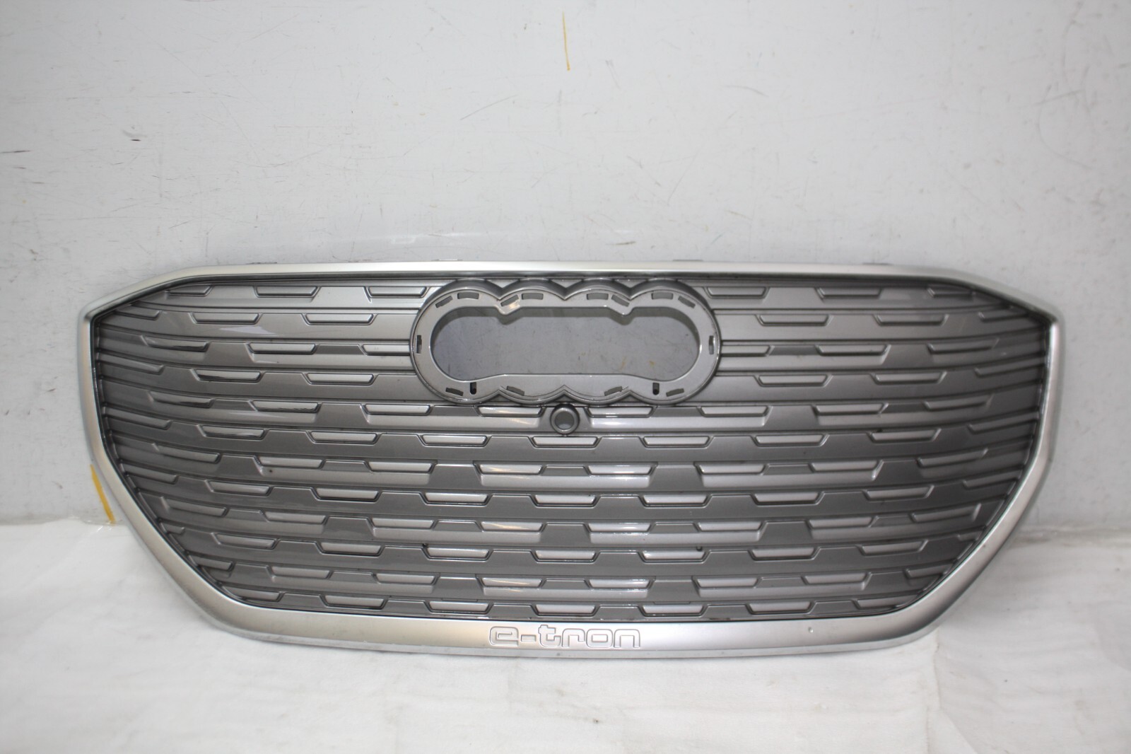 Audi Q4 E Tron Front Bumper Grill 2021 ON 89A853653A Genuine *DAMAGED*