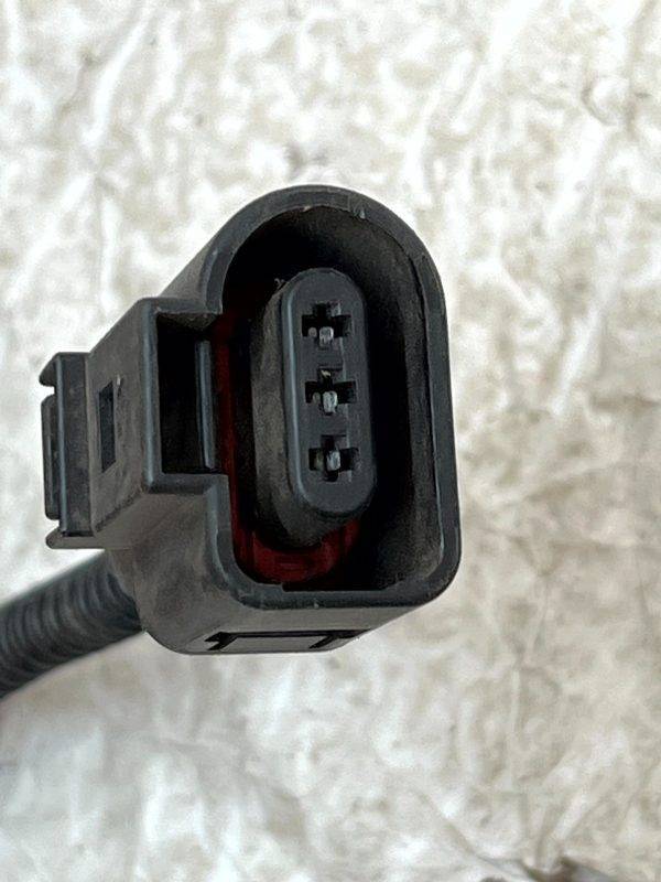 Audi Skoda VW Oil Level Sensor Wiring Harness Plug Connector 3D0973703 Genuine 5 Audi Skoda VW Oil Level Sensor Wiring Harness Plug Connector 3D0973703 Genuine 178420312240 6