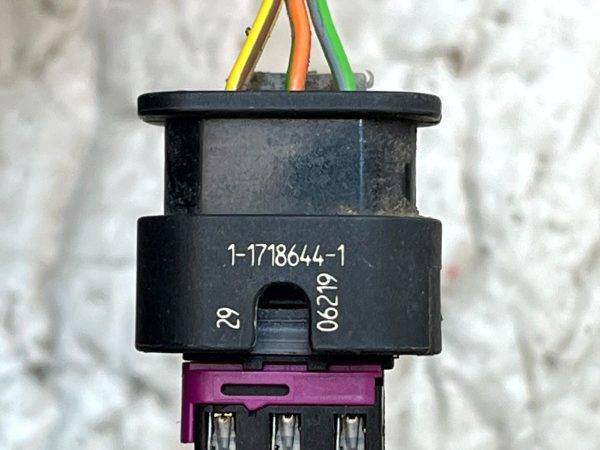 Audi VW Mercedes 3 Pin PDC Sensor Wiring Loom Plug Connector 1 1718644 1 Genuine 178437408150 10