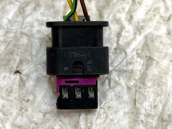 Audi VW Mercedes 3 Pin PDC Sensor Wiring Loom Plug Connector 1 1718644 1 Genuine 178442487720 8