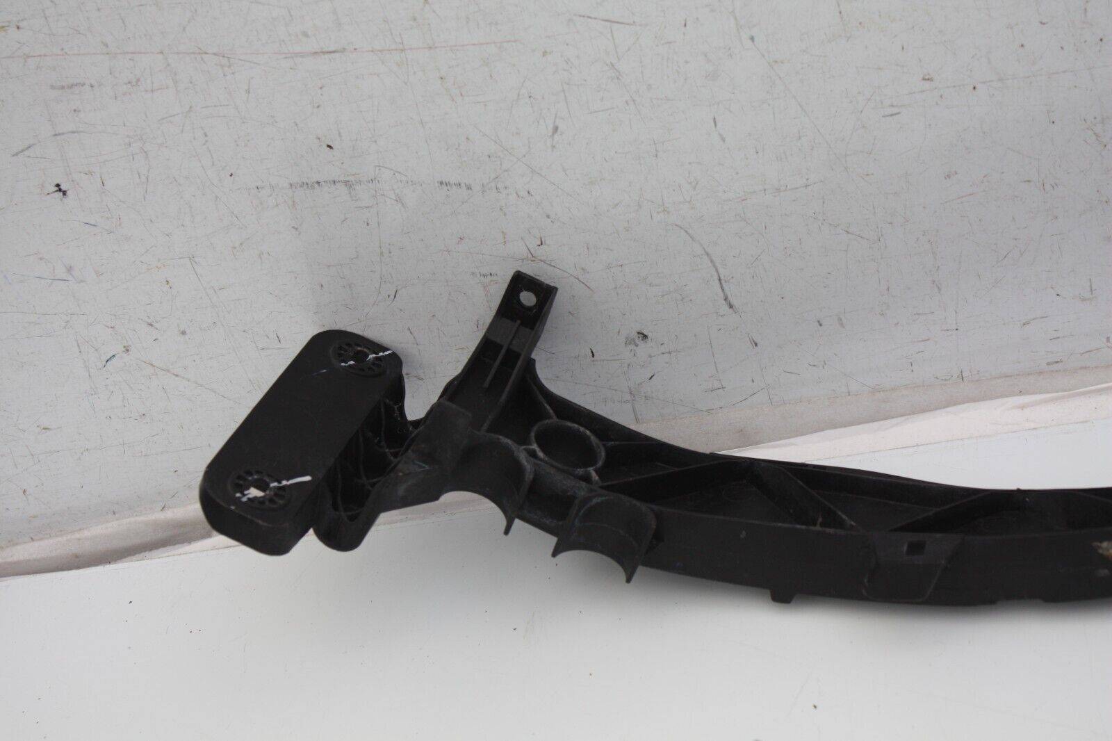 BMW-1-Series-E87-E82-E88-Front-Right-Headlight-Bracket-51647148762-Genuine-176602489490-10