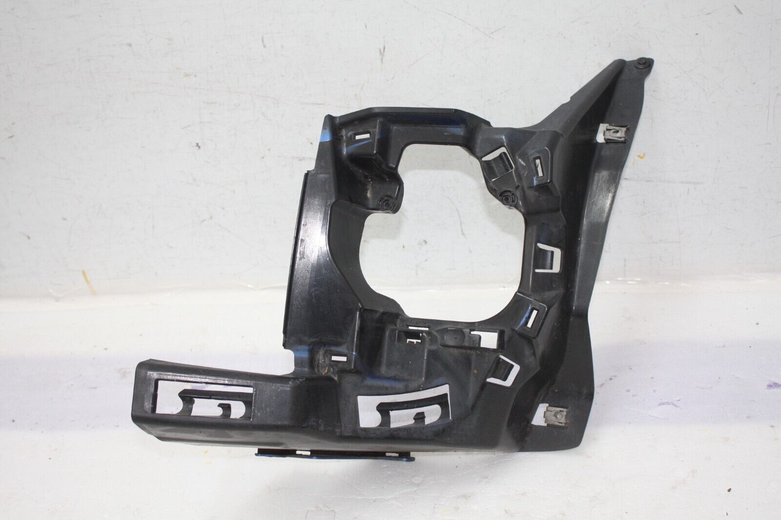 BMW 1 Series F20 Front Bumper Left Bracket 2015 TO 2019 51118060285 Genuine