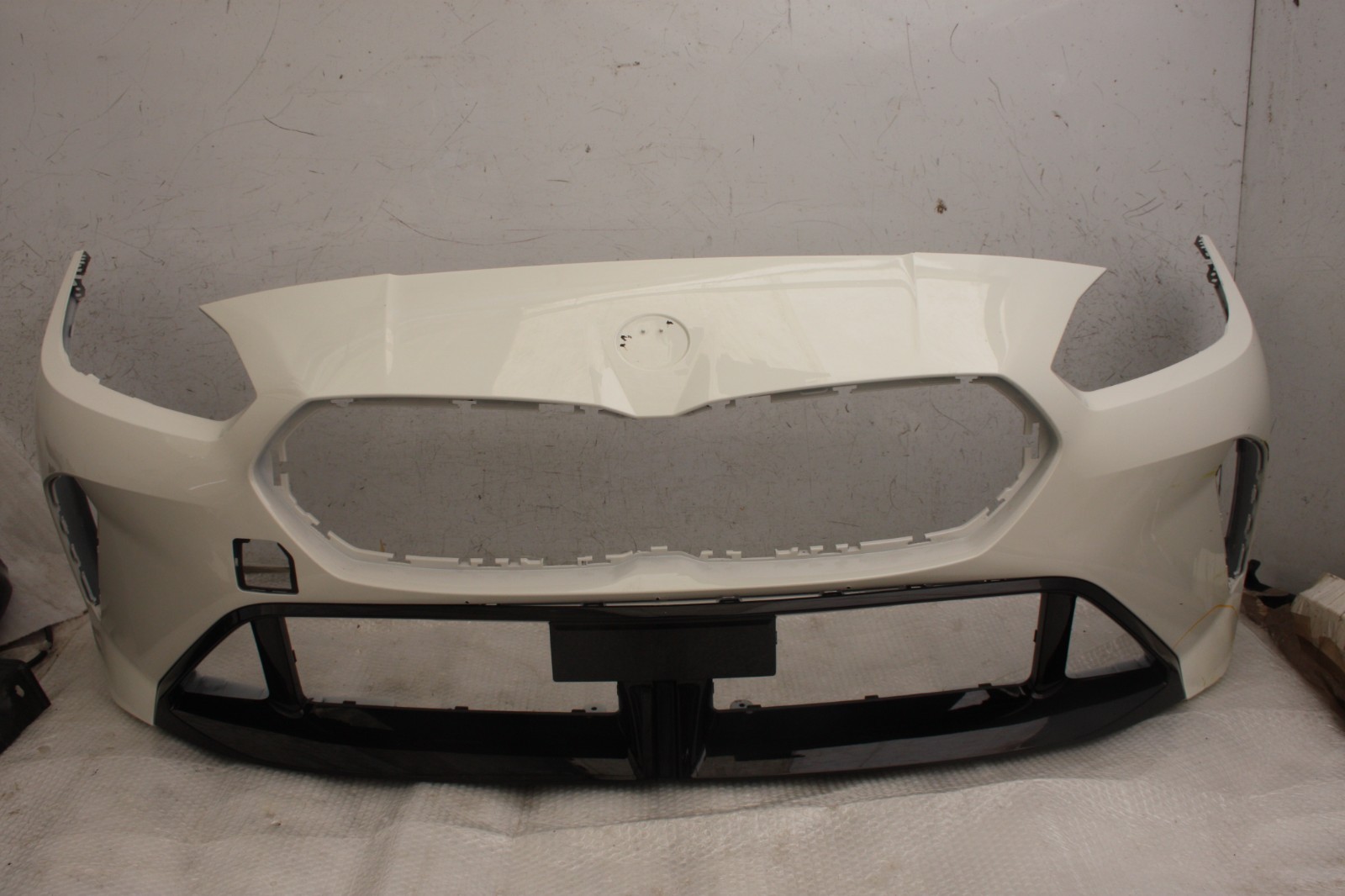 BMW 1 Series F70 M Sport Front Bumper 2024 ON 5A35D29-08 Genuine *DAMAGED*