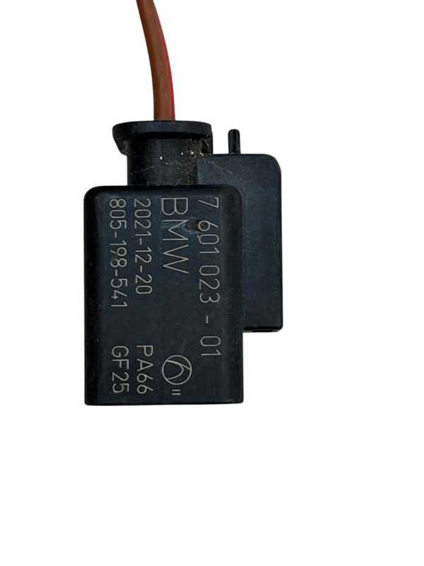 BMW 2 Series Active Tourer U06 Wiring Harness Plug Connector 7601023-01 Genuine 2 BMW 2 Series Active Tourer U06 Wiring Harness Plug Connector 7601023 01 Genuine 178437380060 3