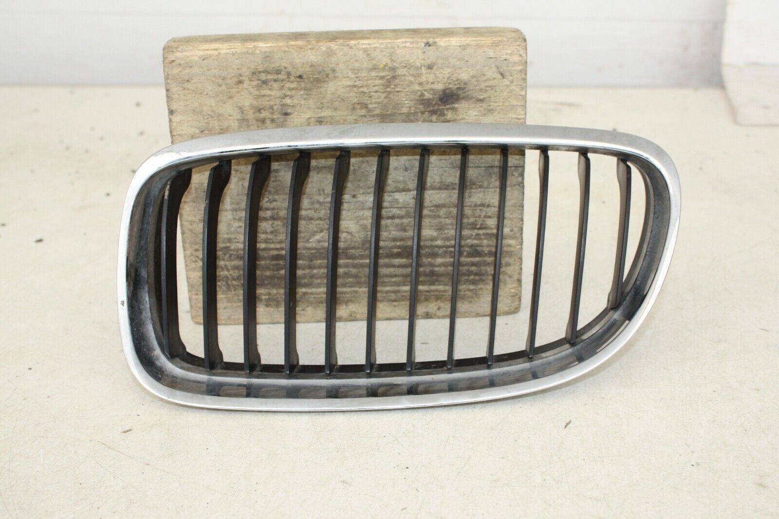 BMW-3-SERIES-FRONT-BUMPER-KIDNEY-GRILL-LEFT-2008-TO-2012-175367532000