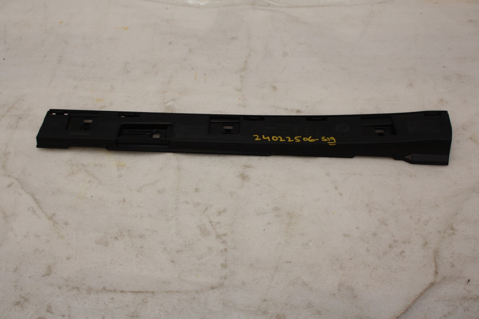 BMW 4 Series F32 F33 Sill Supporting Ledge Left Side Bracket 2013-2017 Genuine
