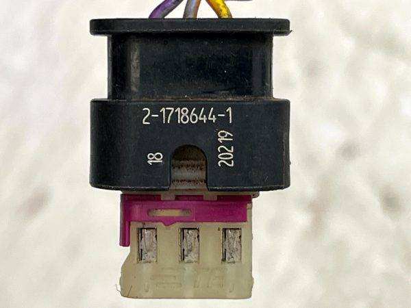 BMW 5 Series G30 G31 G38 PDC Sensor Wiring Loom Plug Connector 217186441 Genuine 178436682410 8
