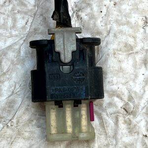 BMW 5 Series G30 G31 PDC Sensor Wiring Loom Plug Connector 2-1718644-1 Genuine - Image 4