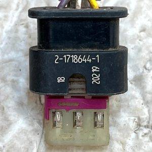BMW 5 Series G30 G31 PDC Sensor Wiring Loom Plug Connector 2-1718644-1 Genuine - Image 8