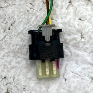 BMW 5 Series G30 G31 PDC Sensor Wiring Loom Plug Connector 2-1718644-1 Genuine - Image 4