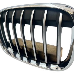 BMW X1 F48 Front Right Side Kidney Grille 2015 TO 2019 7354824 Genuine - Image 4