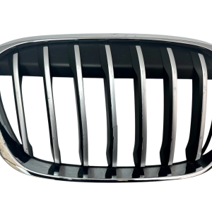BMW X1 F48 Front Right Side Kidney Grille 2015 TO 2019 7354824 Genuine - Image 1