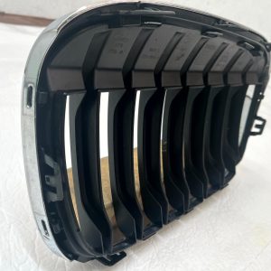 BMW X1 F48 Front Right Side Kidney Grille 2015 TO 2019 7354824 Genuine *DAMAGED* - Image 8