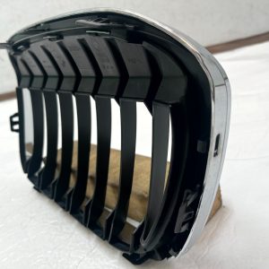 BMW X1 F48 Front Right Side Kidney Grille 2015 TO 2019 7354824 Genuine *DAMAGED* - Image 10