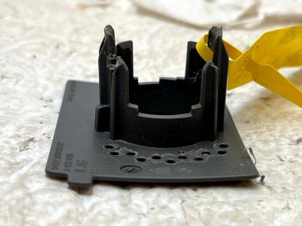 BMW X1 U11 Rear Bumper PDC Sensor Holder Bracket 51129883625 Genuine 3 BMW X1 U11 Rear Bumper PDC Sensor Holder Bracket 51129883625 Genuine 178541836490 4