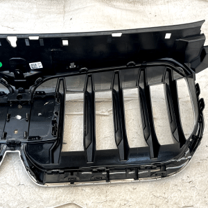 BMW X1 U11 U12 Front Upper Radiator Grille 2022 ON 5A0BB85 Genuine - Image 10