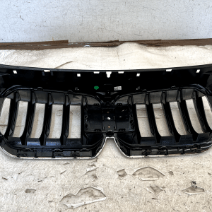 BMW X1 U11 U12 Front Upper Radiator Grille 2022 ON 5A0BB85 Genuine - Image 7