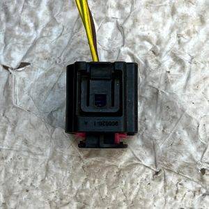 BMW X3 F25 Front PDC Wiring Harness Plug Connector 2010 TO 2014 8373630 Genuine 13 BMW X3 F25 Front PDC Wiring Harness Plug Connector 2010 TO 2014 8373630 Genuine - Image 5