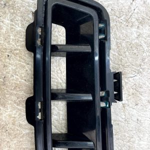 BMW X5 G05 M Sport LCI Front Right Fog Light Vent Grille 2023 ON 51118085624 - Image 3