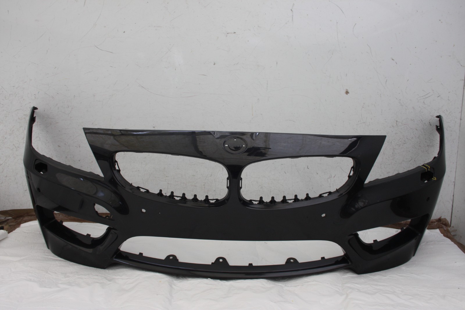 BMW Z4 E89 M Sport Front Bumper 2009 to 2016 51117903732 Genuine *DAMAGED*