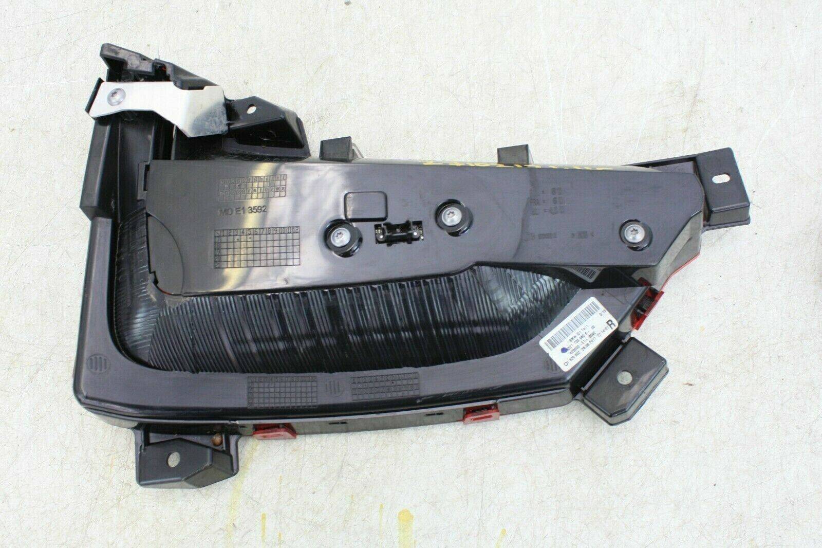 BMW-i3-Right-Side-Tail-Light-7389606-Genuine-175425607330-10