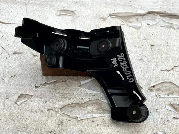 Cupra Formentor Rear Bumper Right Mount Bracket 2020 TO 2024 5FF807378 Genuine 178536263780 5