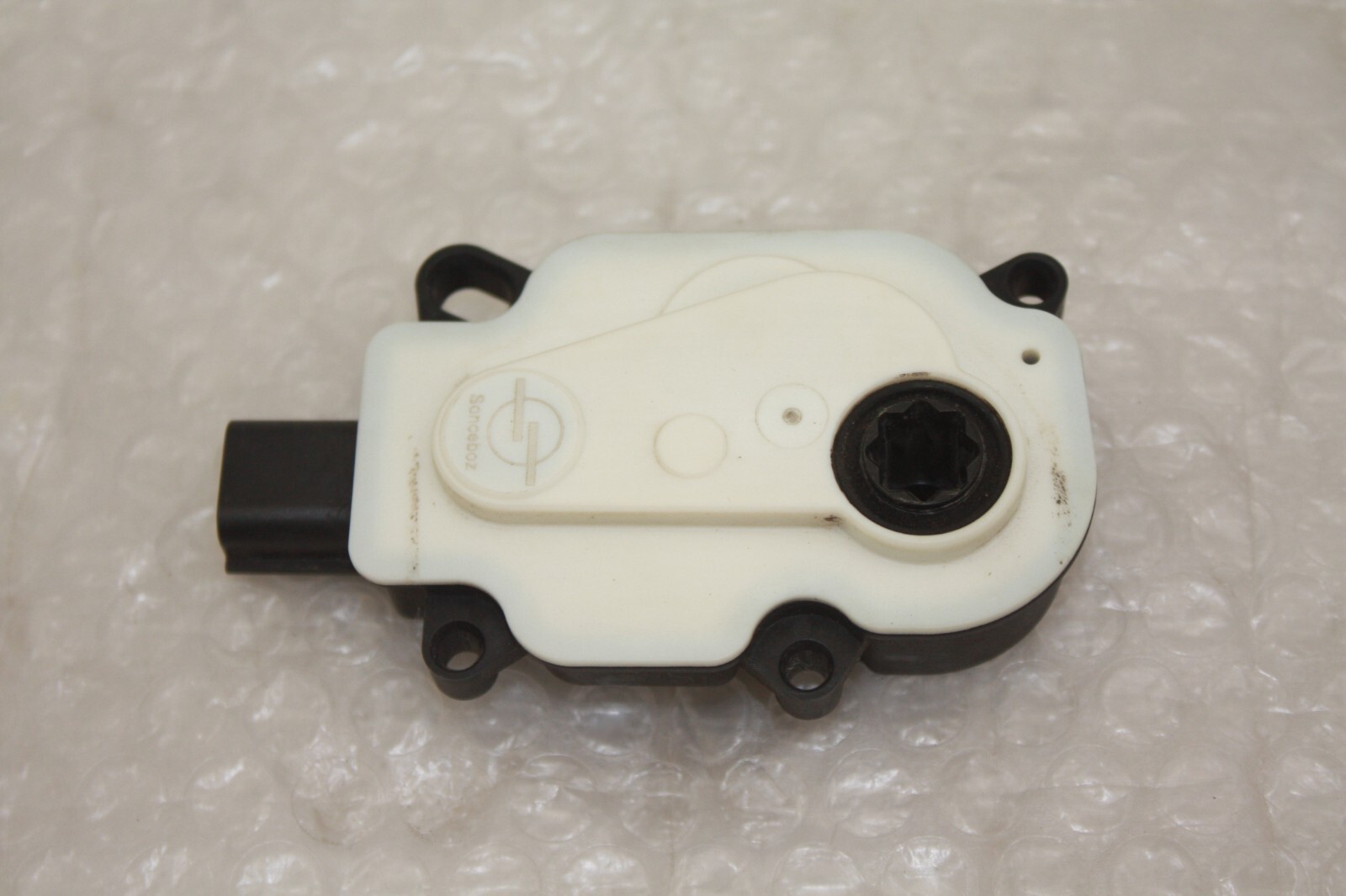 Ford Escape Intake Actuator Motor 6477R1003 Genuine