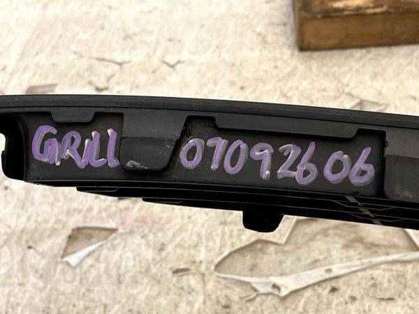Ford Fiesta MK7 Front Bumper Lower Center Grill 2012-2017 C1BB-17K945-AA Genuine 11 Ford Fiesta MK7 Front Bumper Lower Center Grill 2012 2017 C1BB 17K945 AA Genuine 178535967880 12