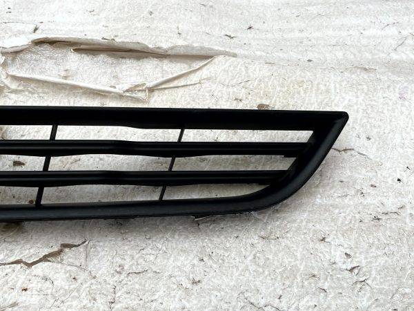 Ford Fiesta MK7 Front Bumper Lower Center Grill 2012-2017 C1BB-17K945-AA Genuine 4 Ford Fiesta MK7 Front Bumper Lower Center Grill 2012 2017 C1BB 17K945 AA Genuine 178535967880 5