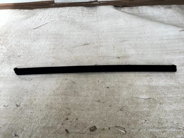 Ford Focus Mk4 Front Right Door Window Belt Weatherstrip JX7B A20570 AC Genuine 178321945190 7