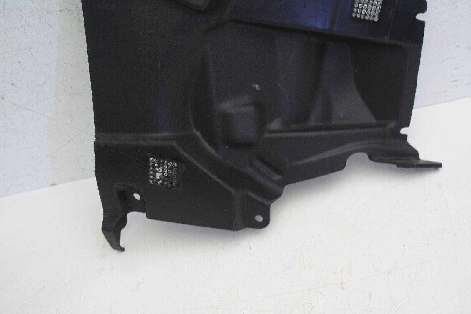 Ford-Focus-ST-Line-Front-Bumper-Right-Bracket-2022-ON-NX7B-17E888-S-Genuine-176242954380-3