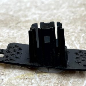 Ford Kuga Front Right PDC Parking Sensor Holder 20 TO 24 LJ6T-15A861-SAW Genuine - Image 10