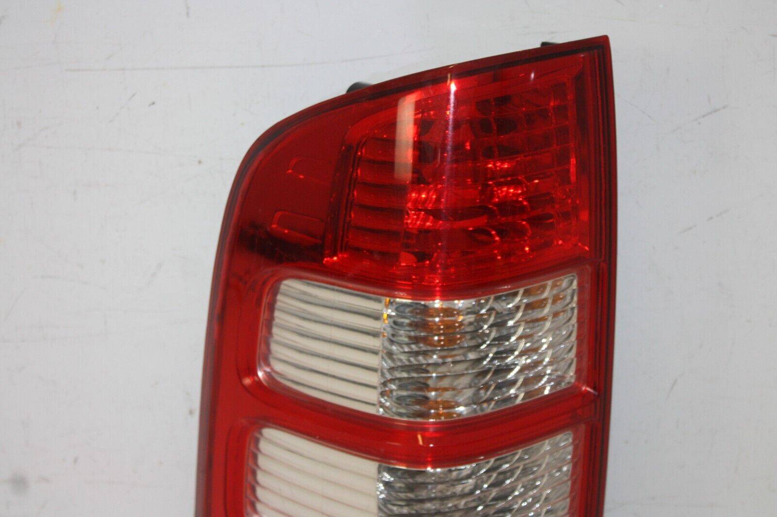 Ford-Ranger-Left-Side-Tail-Light-UR87-51160-Genuine-175482401550-2