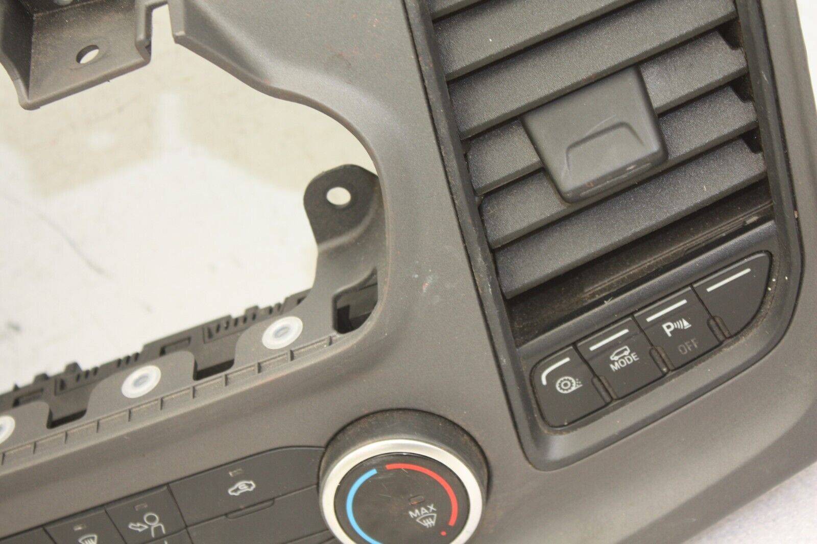 Ford-Transit-Custom-Radio-Controls-Fascia-Trim-2021-JK21-18835-BDW-Genuine-176582012400-2