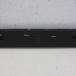 Hyundai i30 Front Bumper Number Plate 86519-G4AC0 Genuine - Image 1