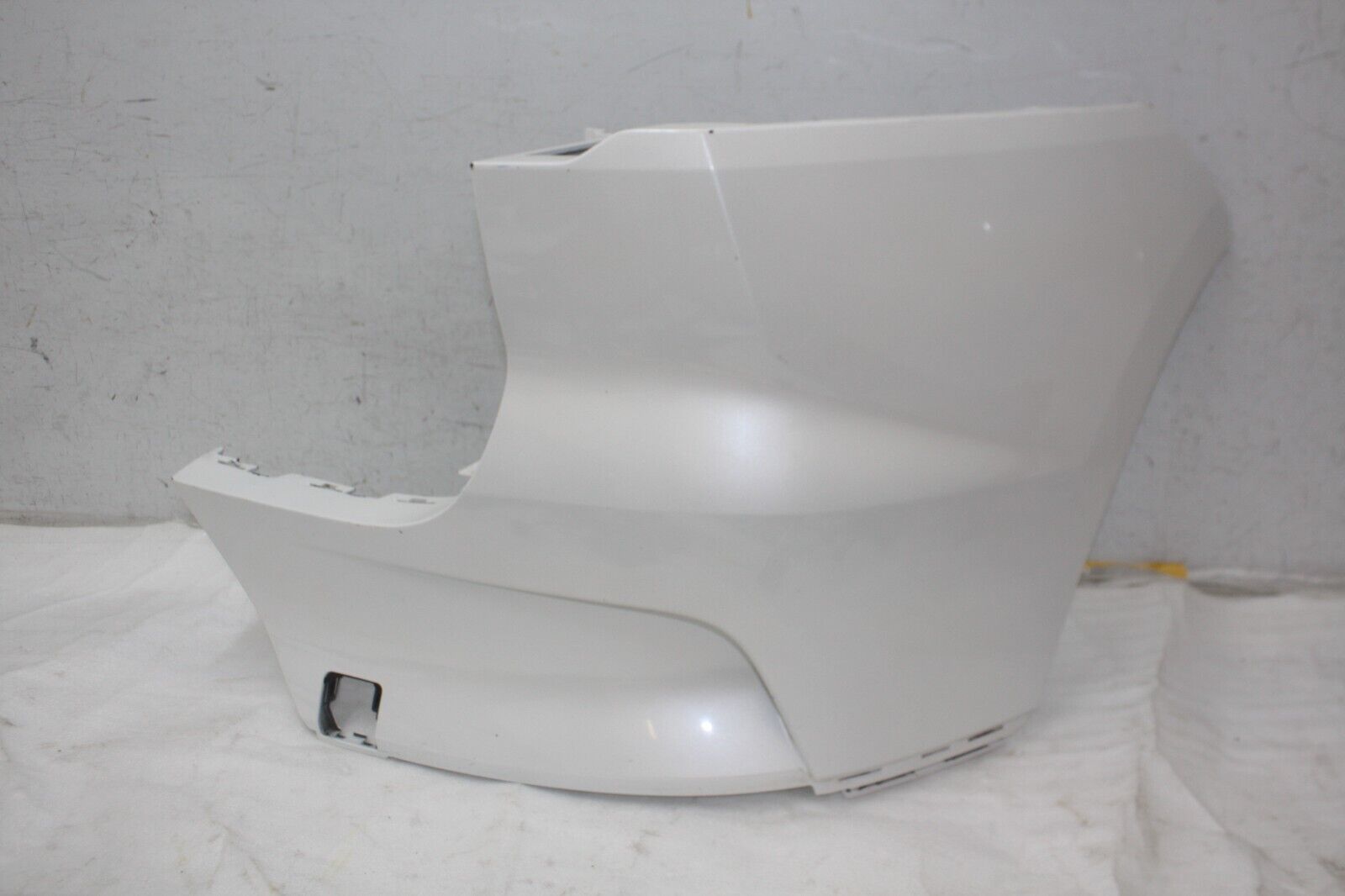 Jaguar I Pace X590 Rear Bumper Right Corner 2018 ON J9D3-17926-A Genuine