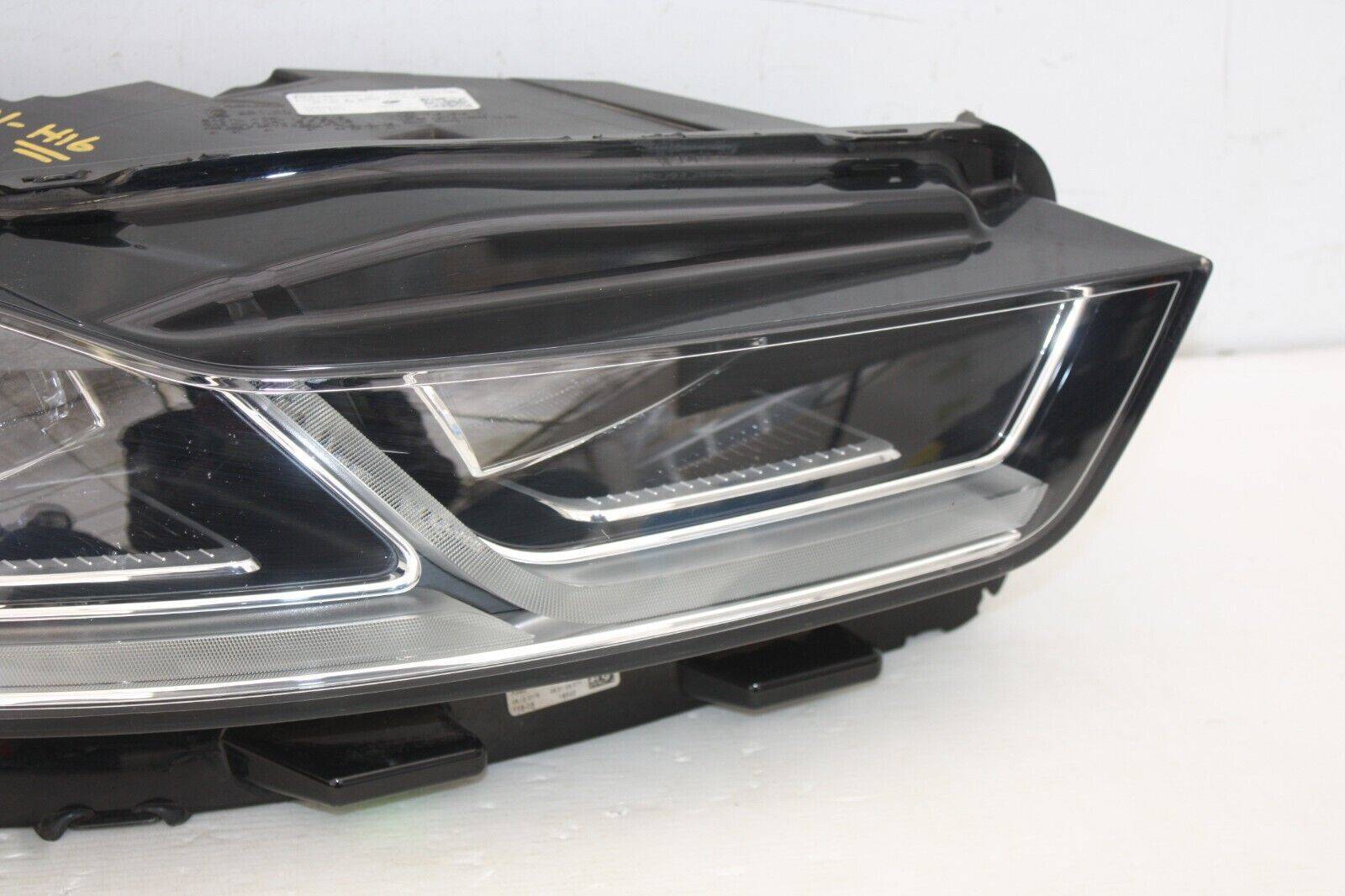 Jaguar-I-Pace-X590-Right-Side-LED-Headlight-J9D3-13W029-GA-Genuine-DAMAGED-175833090390-2