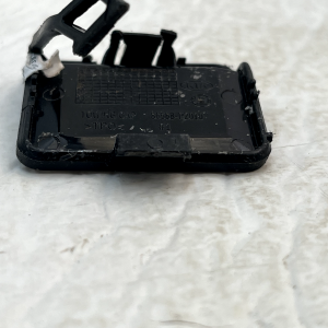 Kia Sorento Mk4 Front Bumper Tow Cover 2020 TO 2024 86588-P2010 Genuine - Image 8