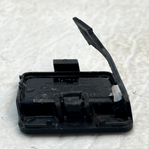 Kia Sorento Mk4 Front Bumper Tow Cover 2020 TO 2024 86588-P2010 Genuine - Image 10