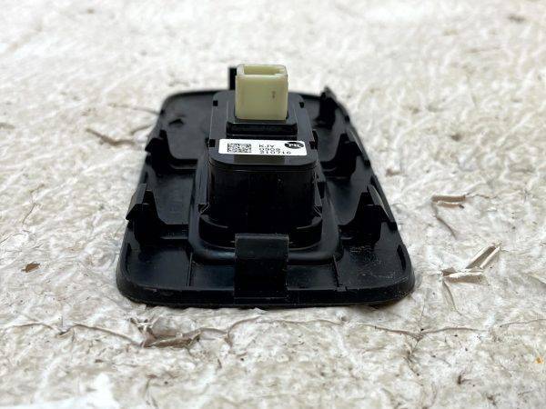 Kia Sorento Mk4 Rear Seat Control Switch 2020 Onward 857A2 P2100 Genuine 178462221290 10