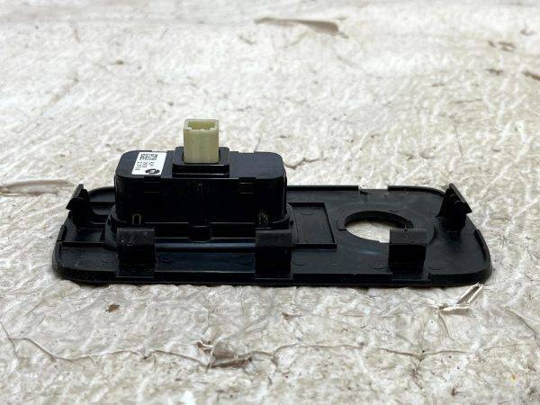 Kia Sorento Mk4 Rear Seat Control Switch 2020 Onward 857A2 P2100 Genuine 178462221290 9