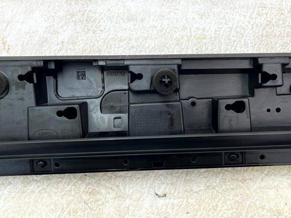 LR Range Rover Sport Front Left Door Moulding Trim 18 22 M8E2 21065 AH Genuine 178510567790 9