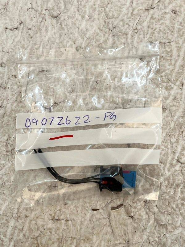 Land Rover Defender Discovery Parking Sensor Plug Connector 3 2236343 5 Genuine 178462133550 9