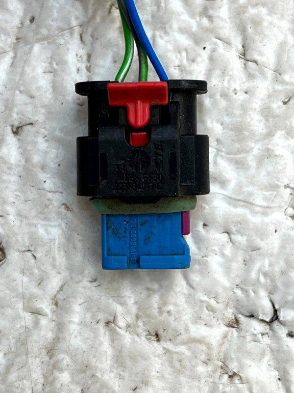 Land Rover Defender Discovery Parking Sensor Plug Connector 322363435 Genuine 3 Land Rover Defender Discovery Parking Sensor Plug Connector 322363435 Genuine 178516303120 4