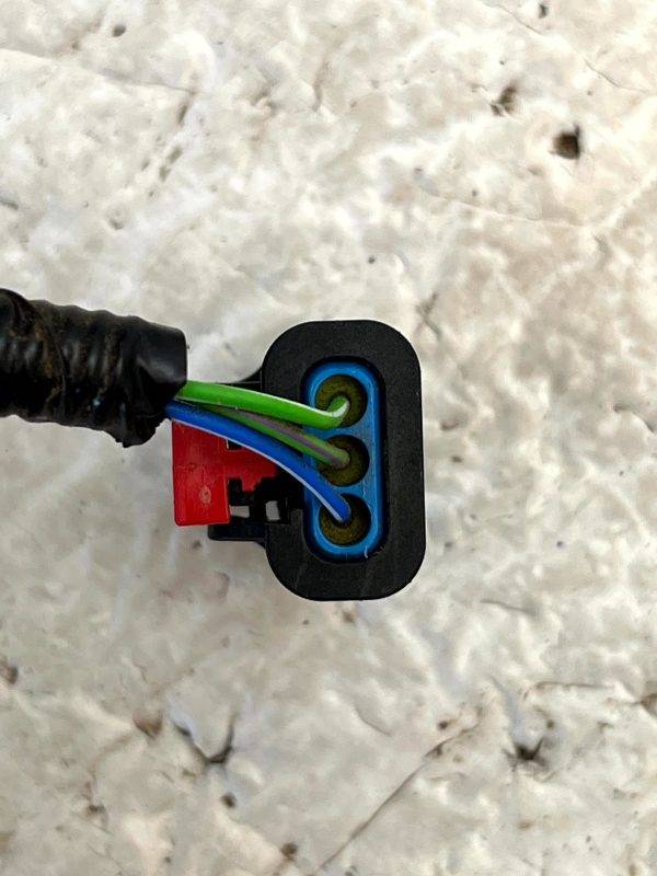 Land Rover Defender Discovery Parking Sensor Plug Connector 322363435 Genuine 5 Land Rover Defender Discovery Parking Sensor Plug Connector 322363435 Genuine 178516303120 6