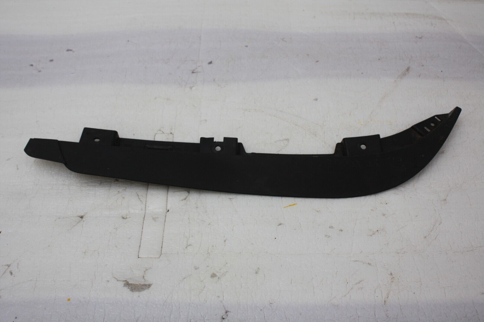 Land Rover Defender Front Bumper Right Side Trim 2020 ON L8B2-17F017-A Genuine