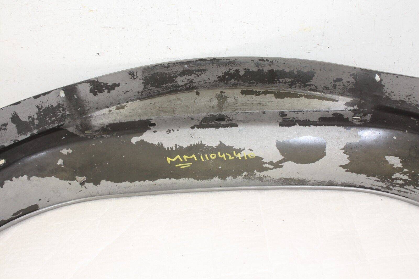 Land-Rover-Defender-Front-Right-Side-Wheel-Arch-Genuine-176329870840-7